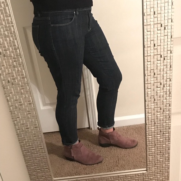 Liz Claiborne Jeans - Picture 2 of 4